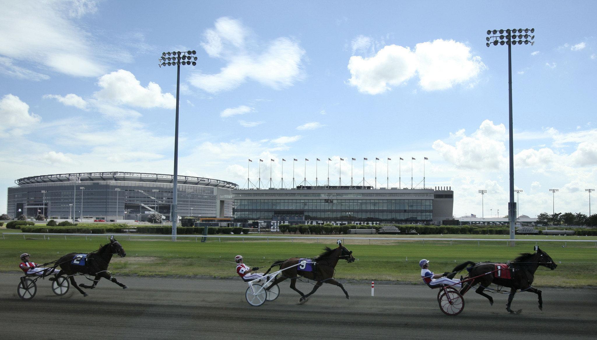 Track owner says Meadowlands needs casino to keep state's horse ...