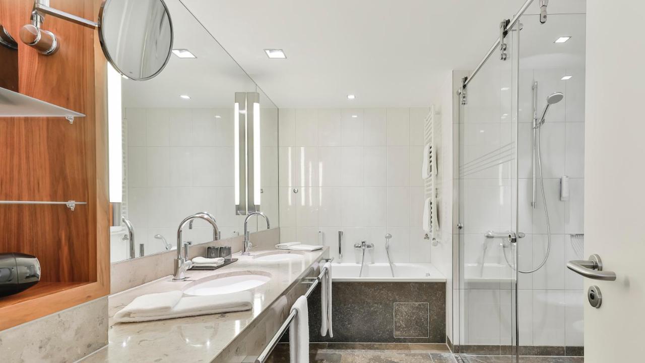 Superior Double or Twin Room,1012379479:JPEG