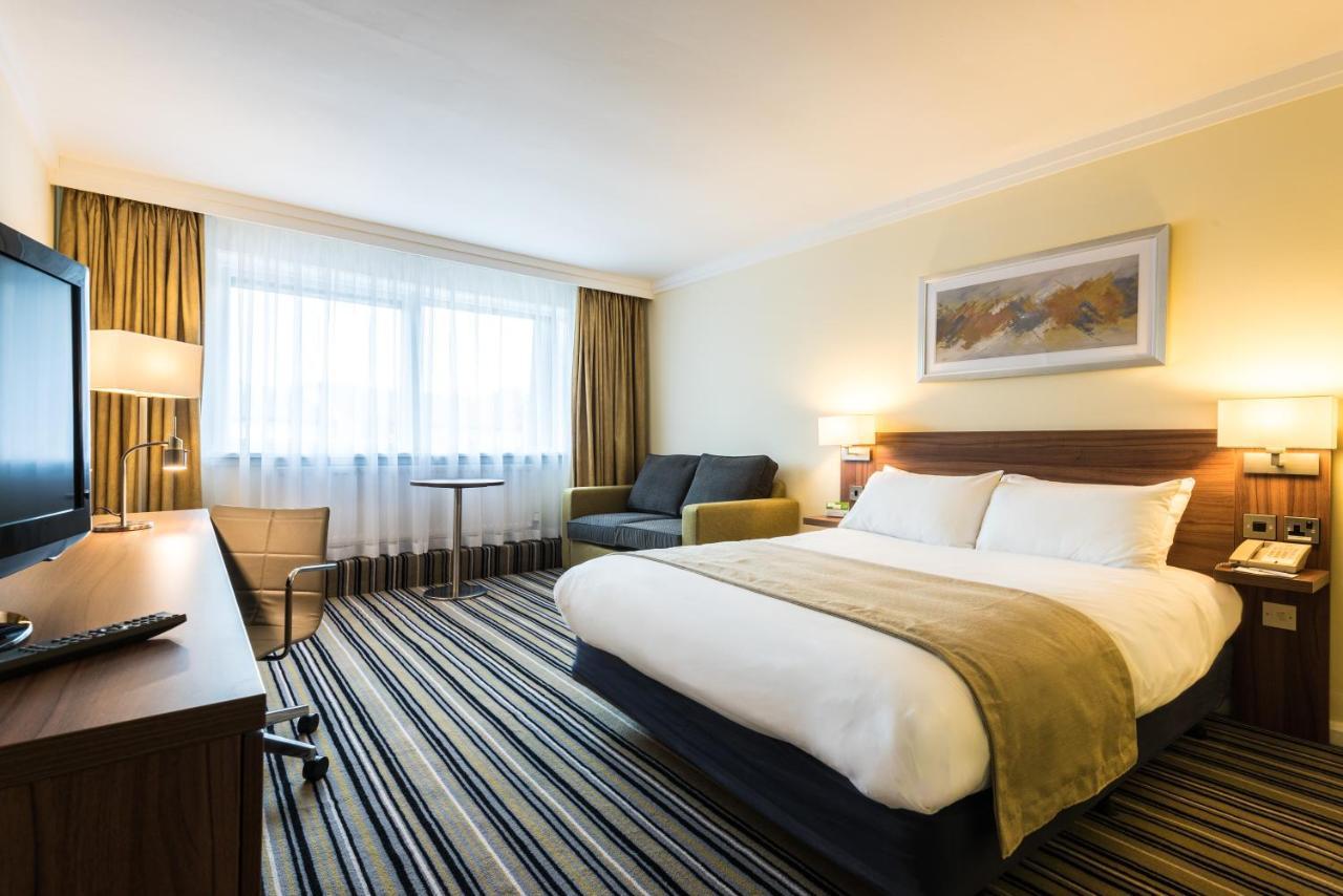Standard Double Room with Sofa Bed,1025415409:JPEG