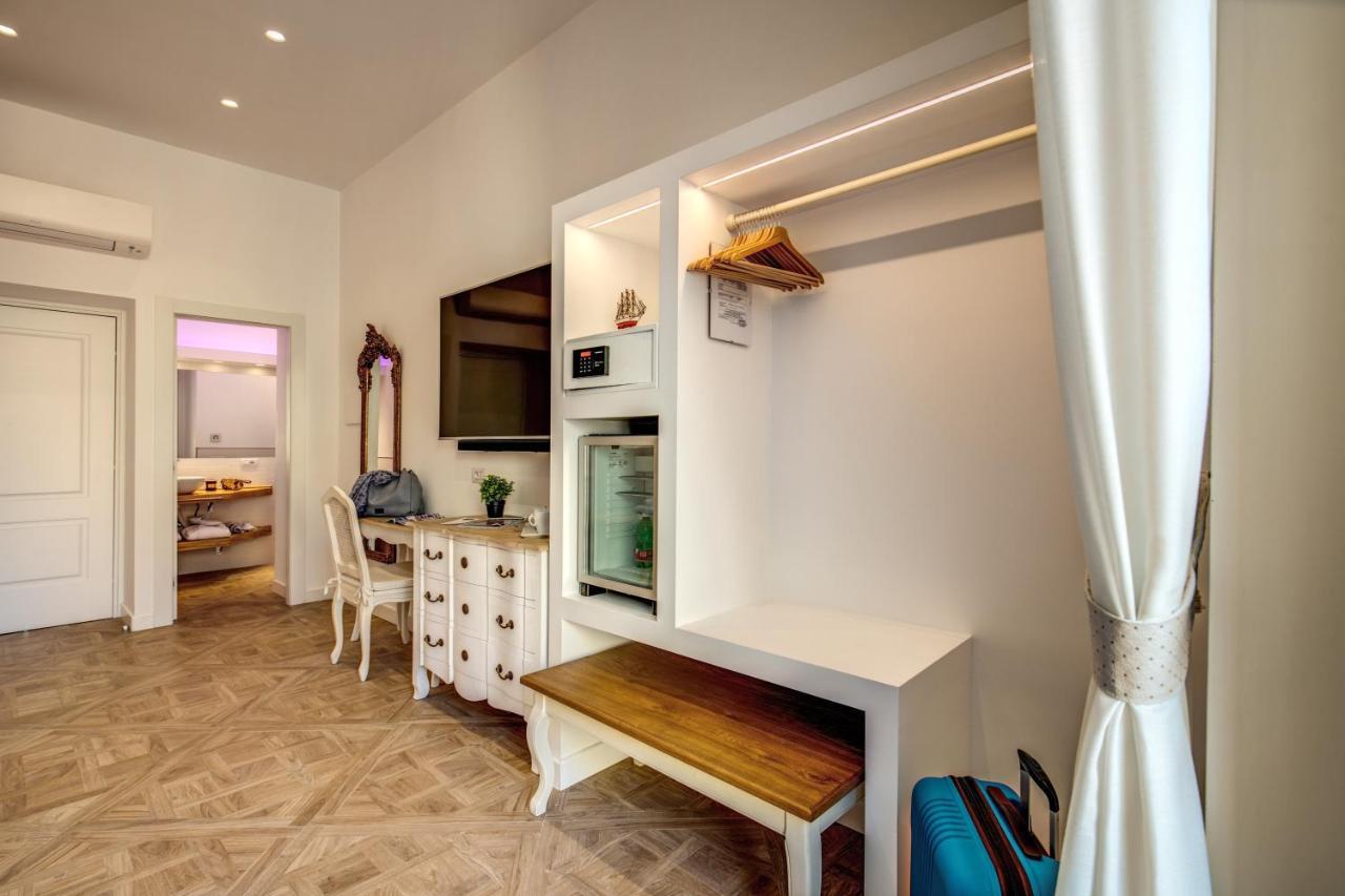 Double Room Private Bathroom Balcony