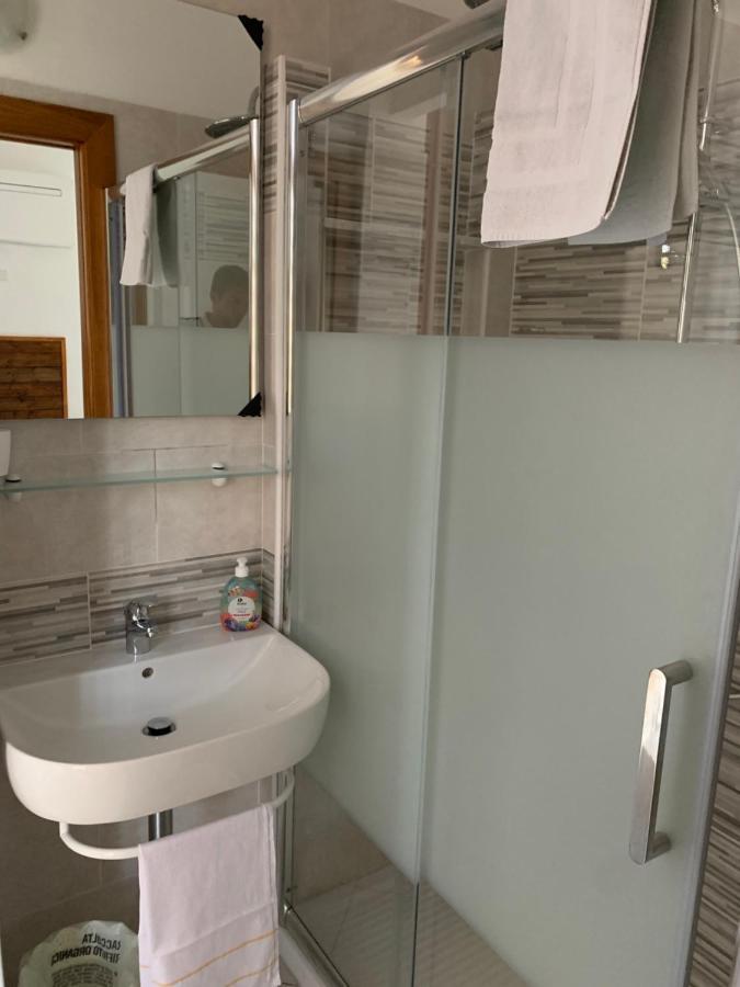 Triple Room Private Bathroom