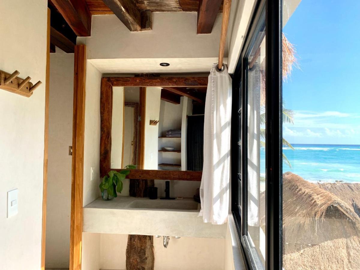 Quarto com 2 Camas de Solteiro