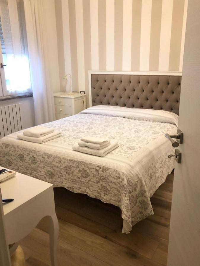 Deluxe Room,1066462105:JPEG