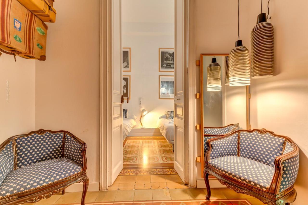 Twin Room Private External Bathroom