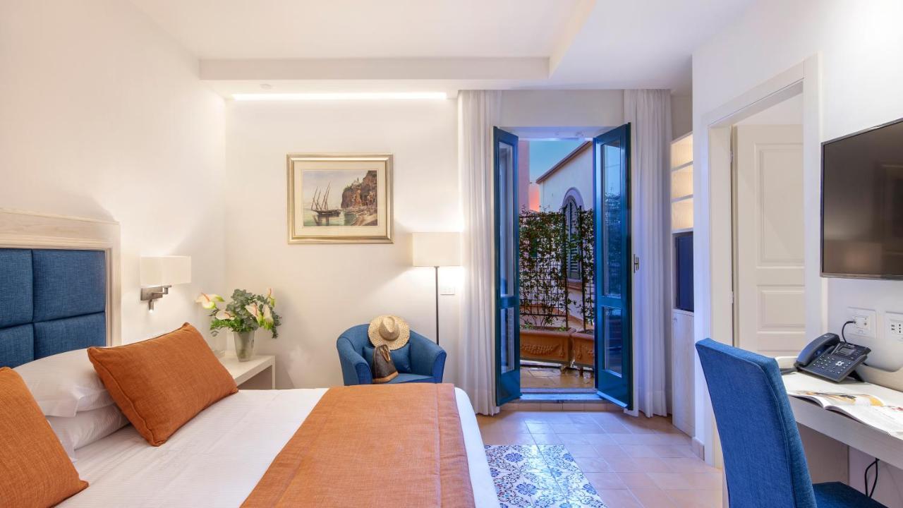 Superior Double or Twin Room Terrace
