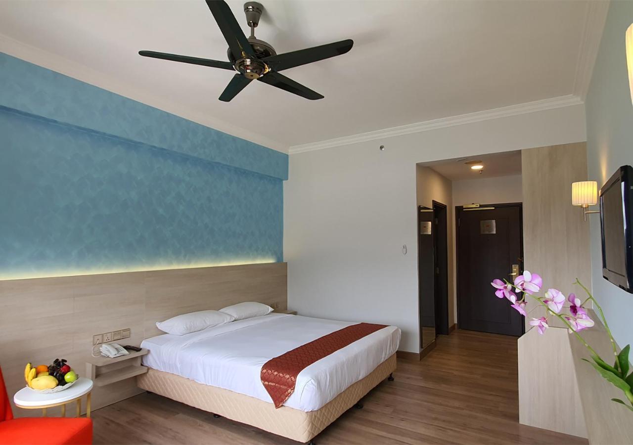 Superior Premium Room with One King Bed