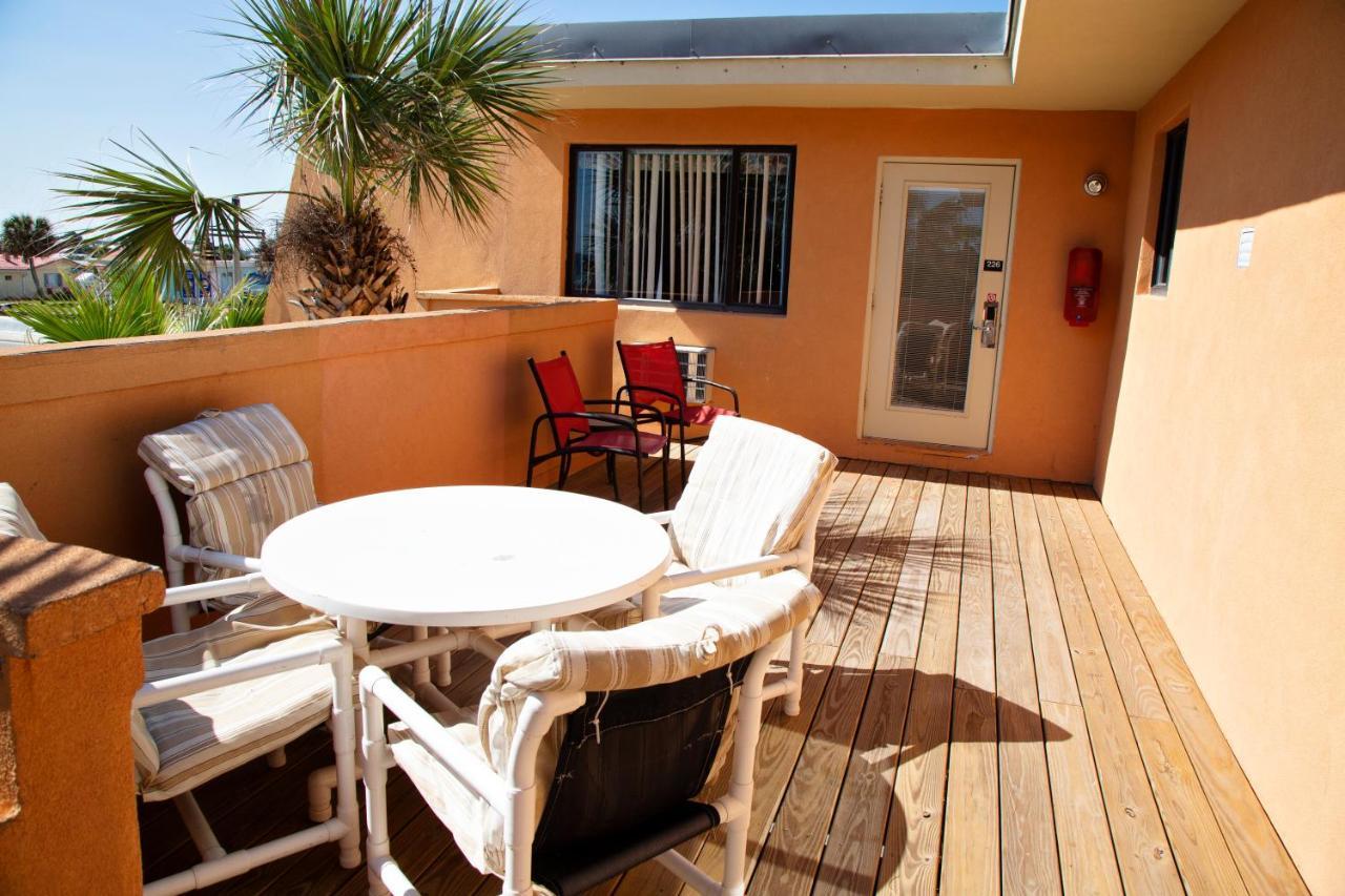Two-Bedroom King Suite - Balcony,1089956838:JPEG