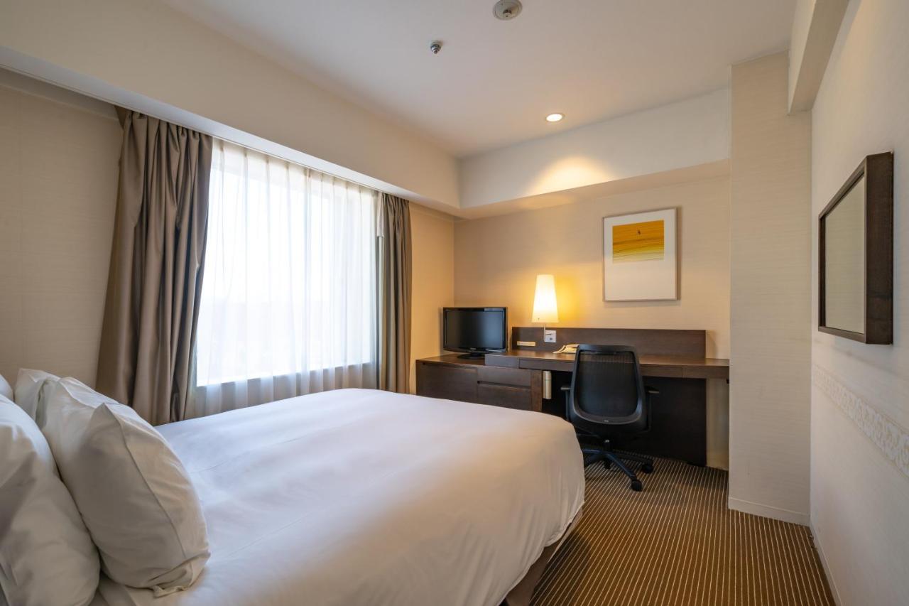 Standard Queen Room City View