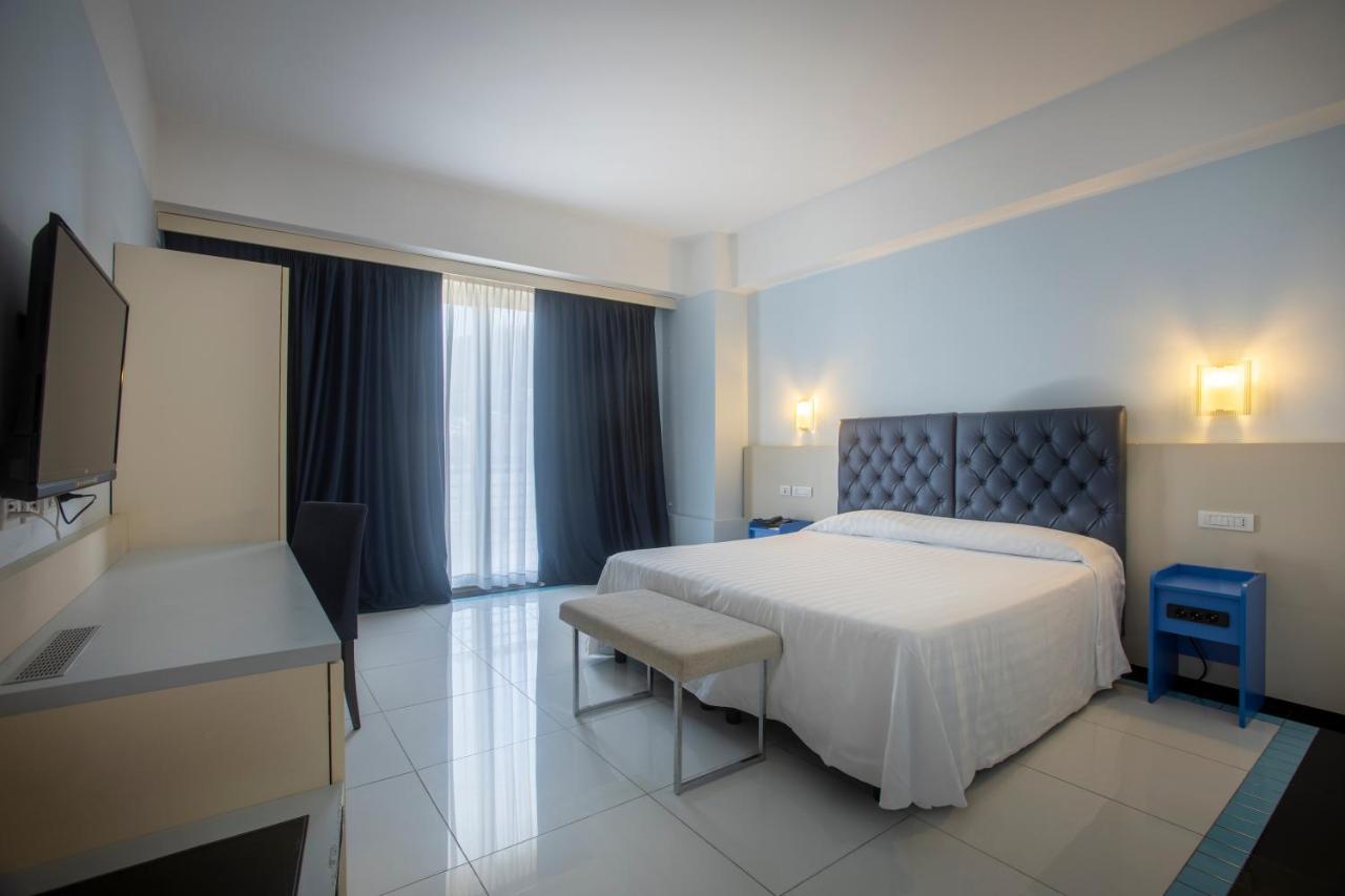 Standard Double Room,1279591717:JPEG