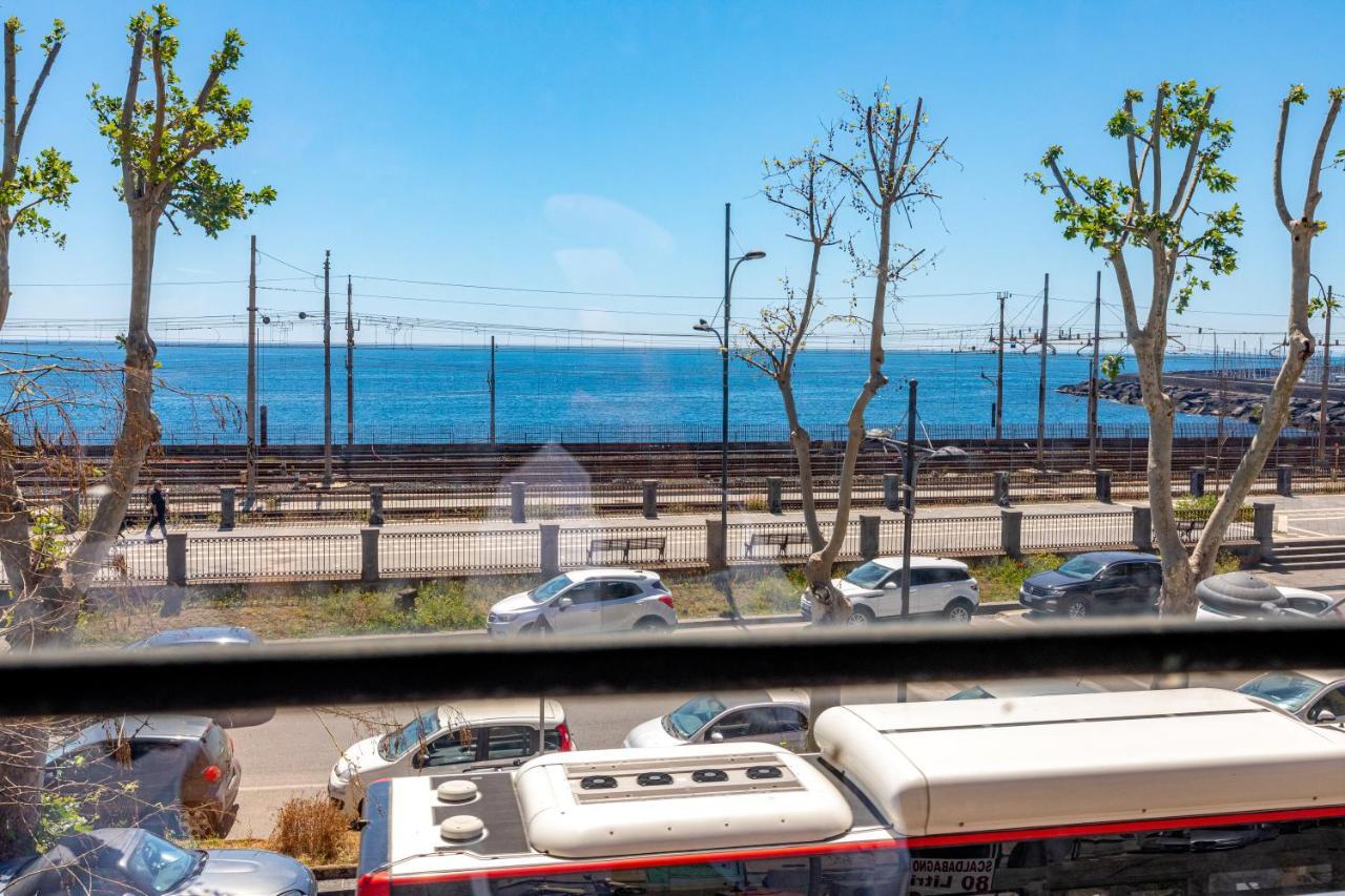 Camera Familiare con Vista Mare