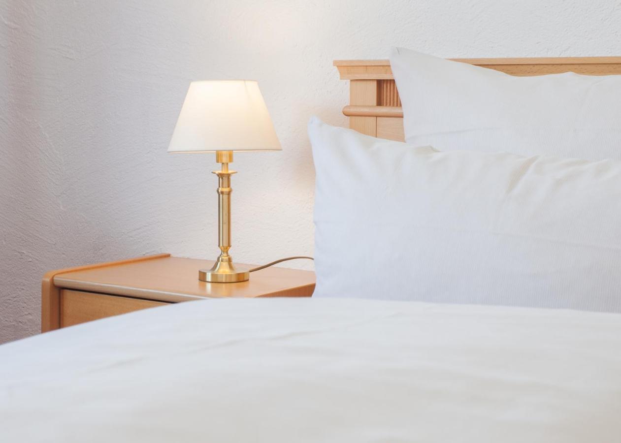 Economy Double Room,1115931150:JPEG