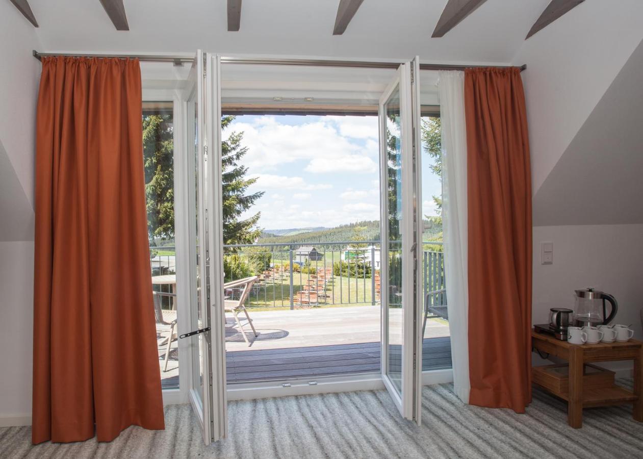 Junior Suite Plus,1111869435:JPEG