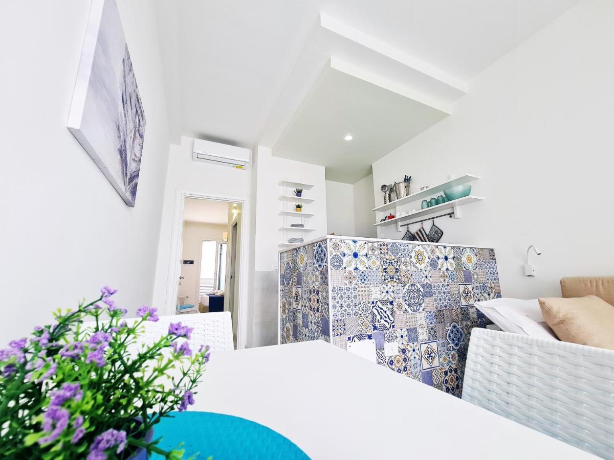 One-Bedroom Apartment,1112117511:JPEG