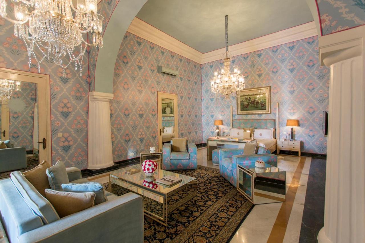 Palace Room