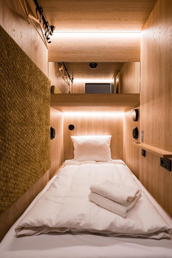 Single Cabin