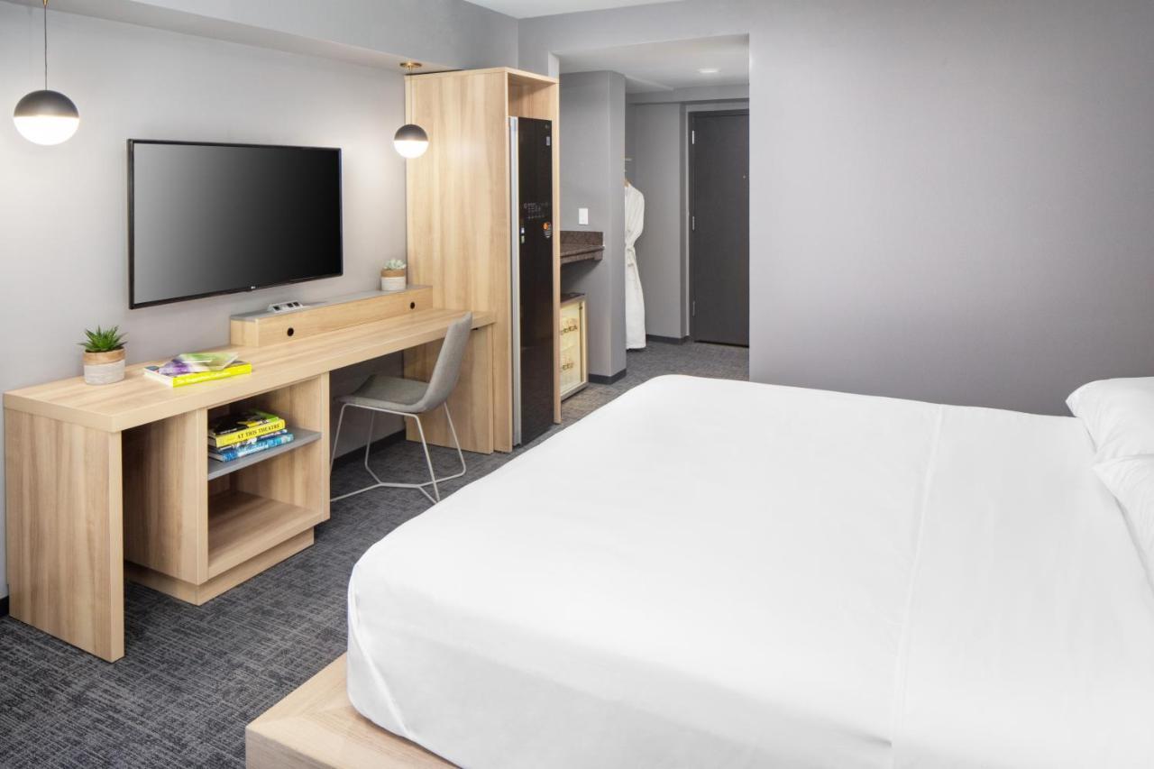 Executive King Room