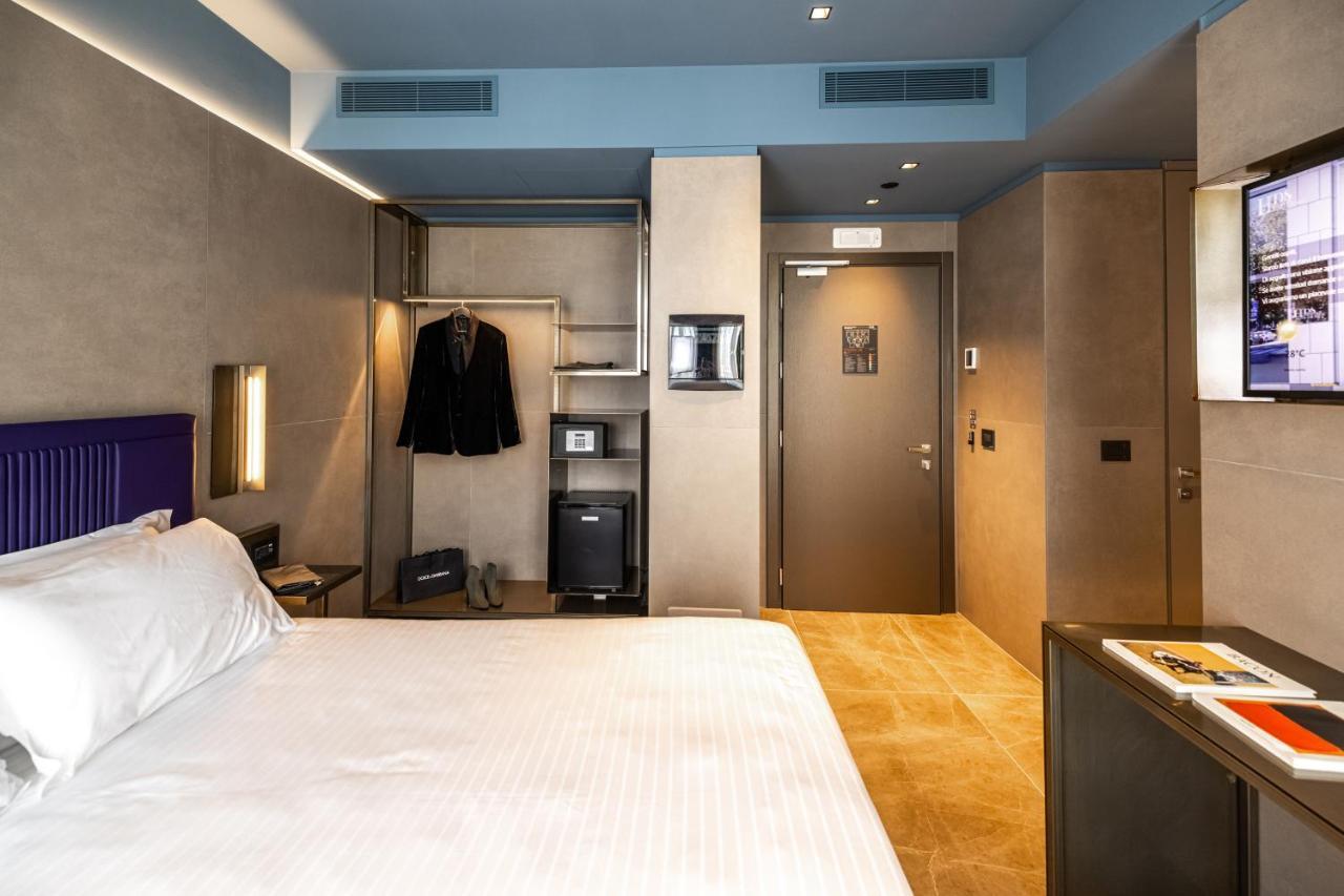 Quarto Duplo para Uso Individual com Varanda e Vista