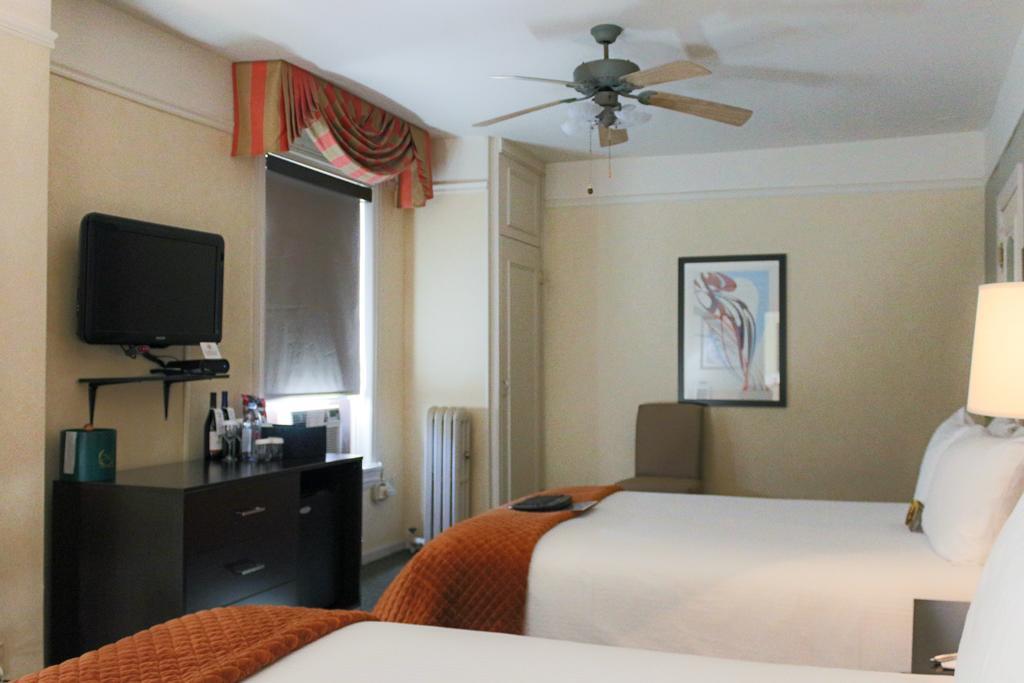 Deluxe Queen Room with Two Queen Beds,1210533547:JPEG