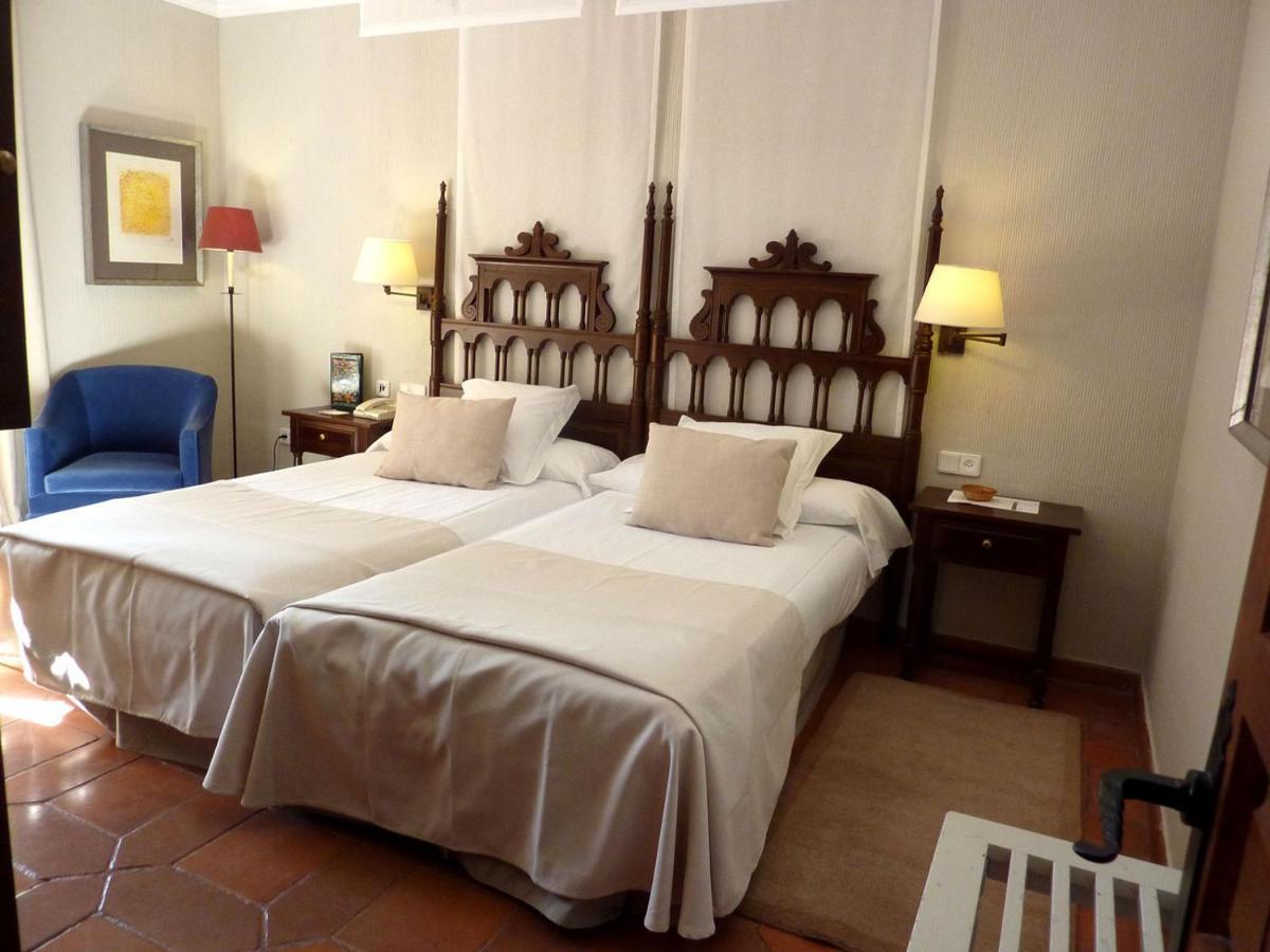 Habitación Doble Estándar (3 adultos)