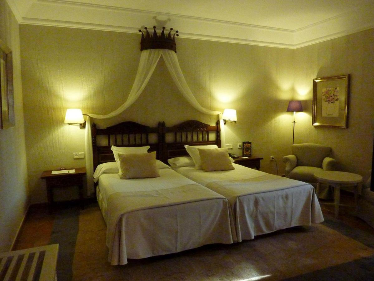 Habitación Doble Estándar (2 adultos + 1 niño)