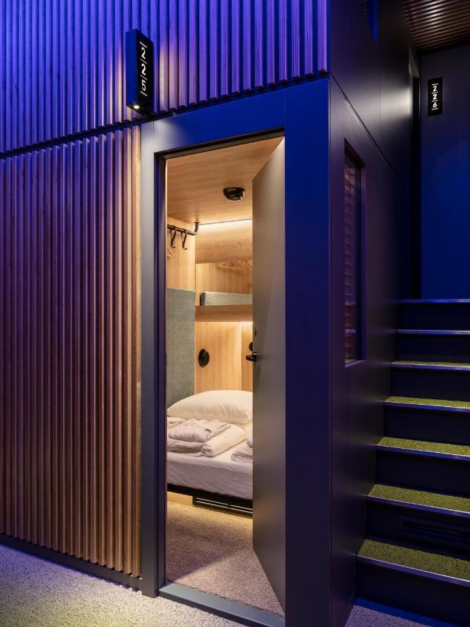 Single Cabin