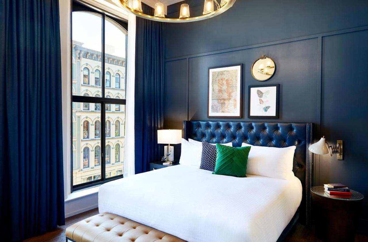 City View King Room