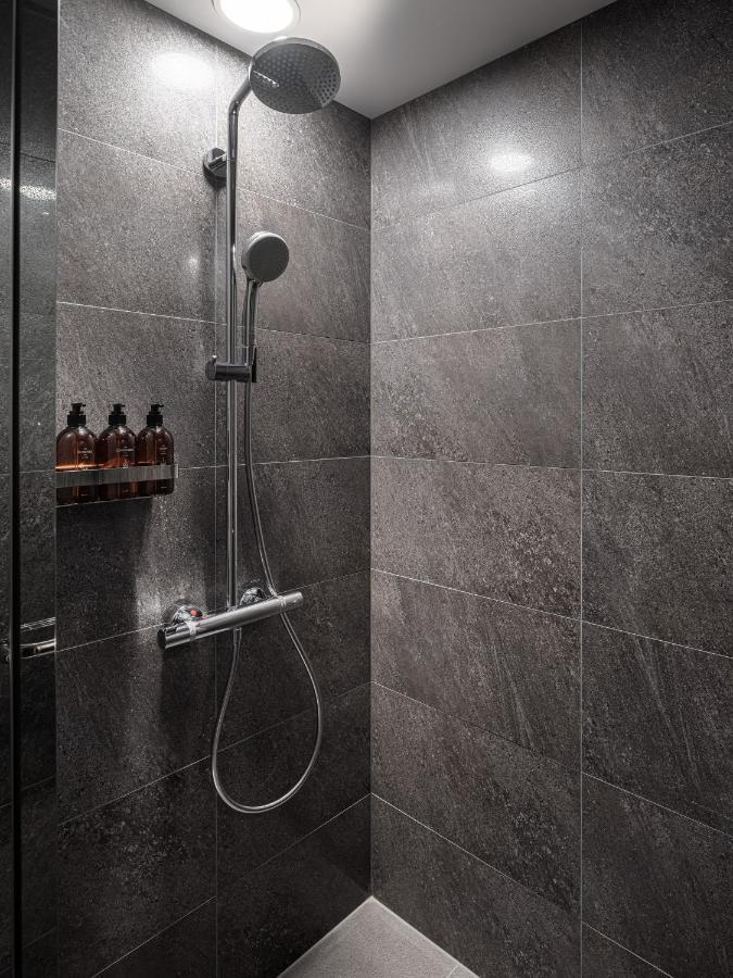 Non Smoking - Deluxe King Room - Float