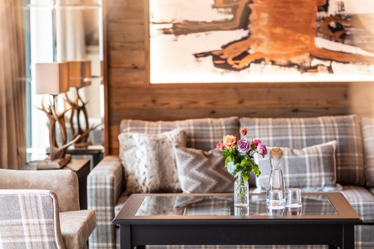 Signature Suite