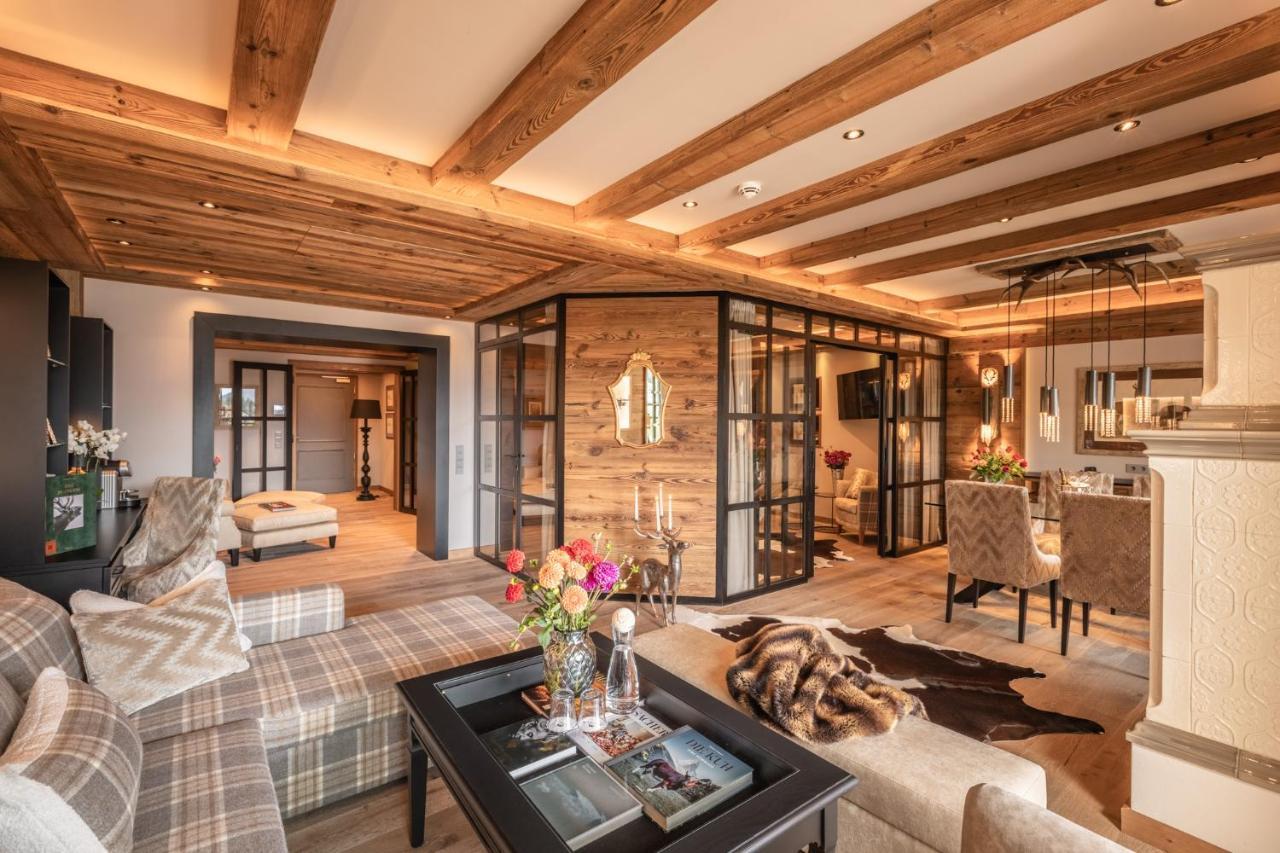 Signature Suite