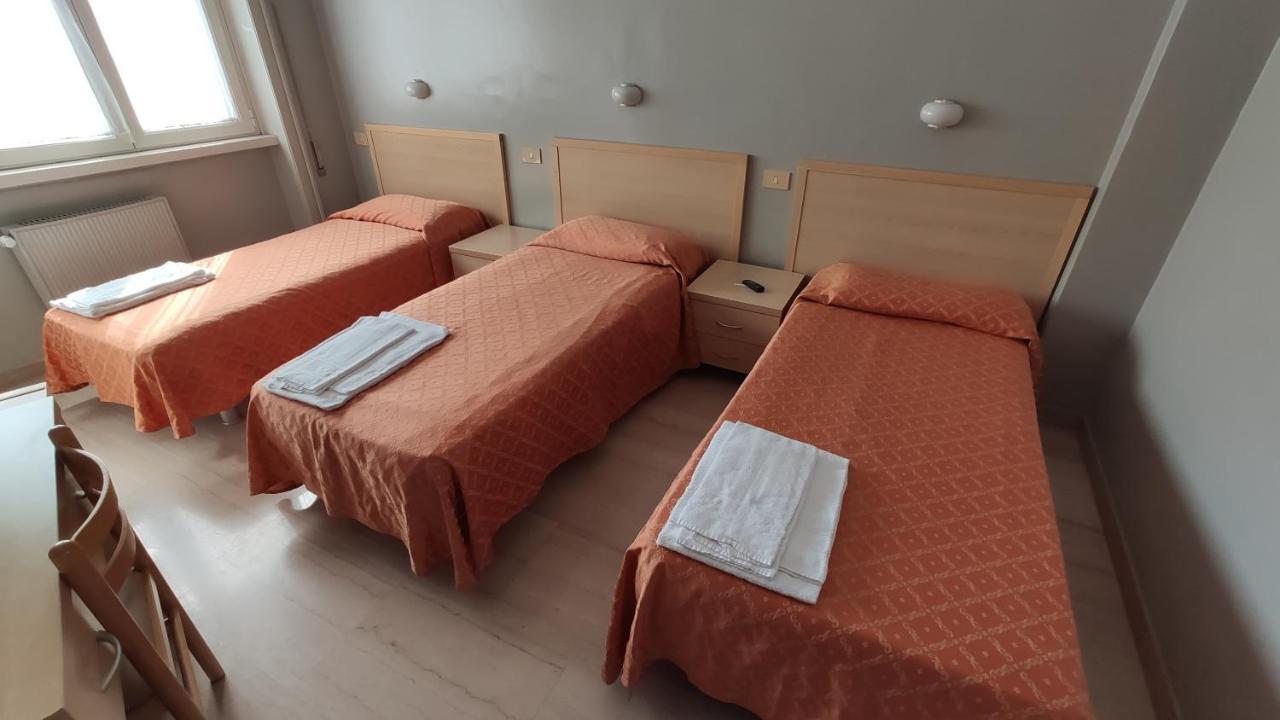 Triple Room Private Bathroom