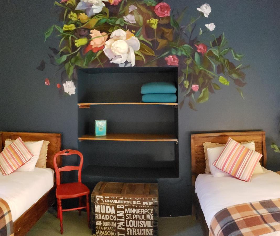 Camera Doppia con Letti Singoli