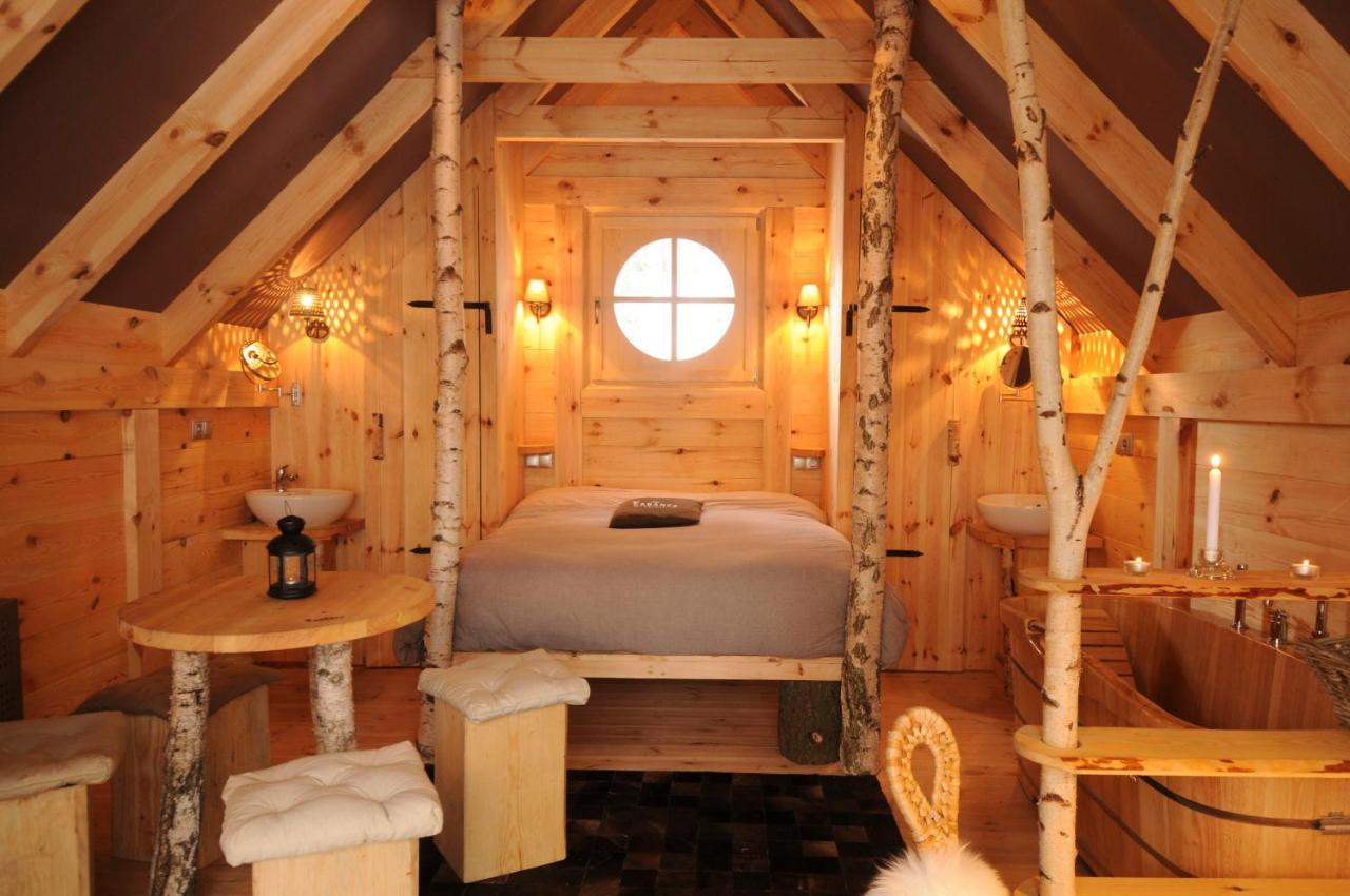 Deluxe Double Room Bath