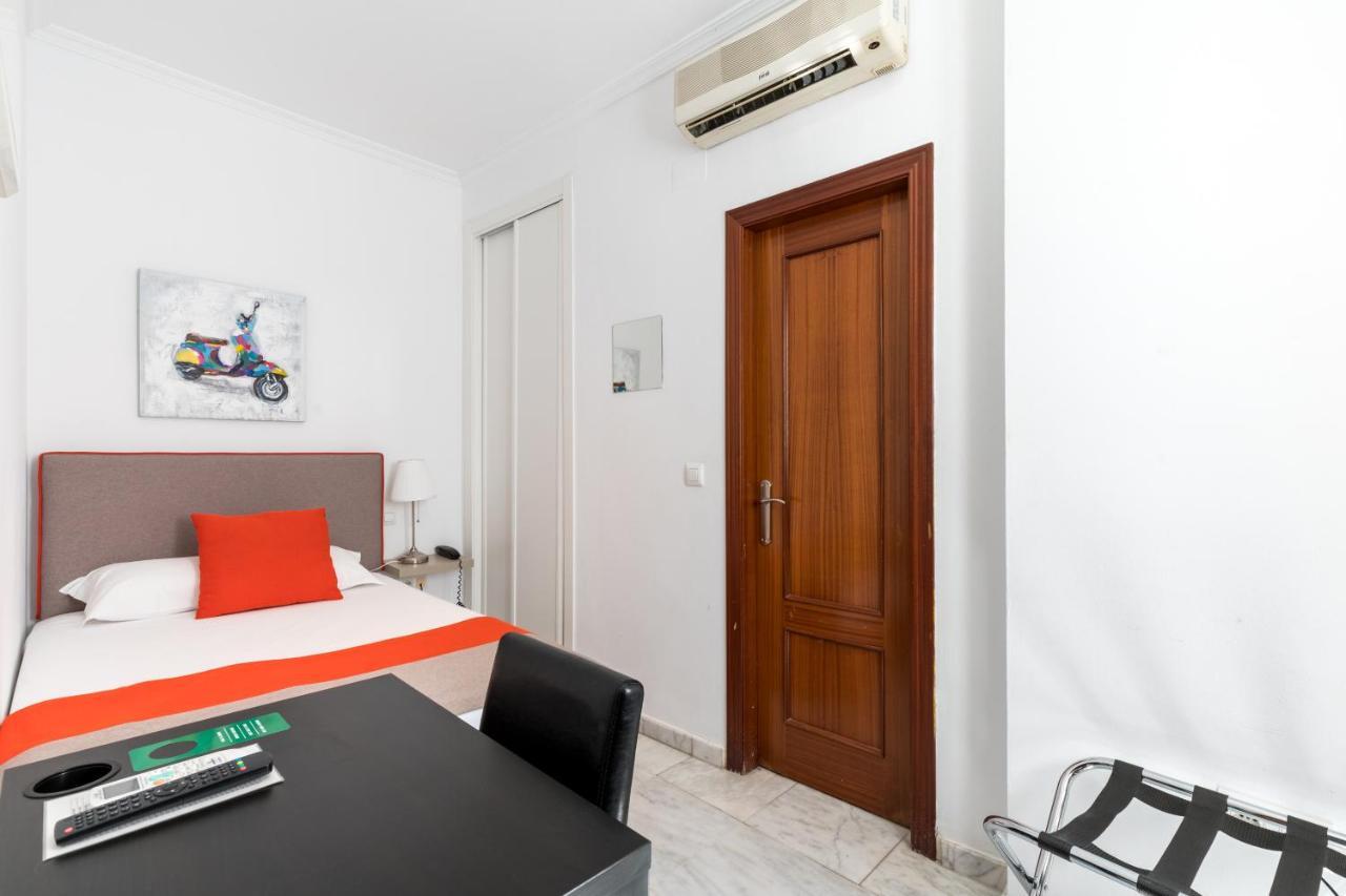 Classic Single Room