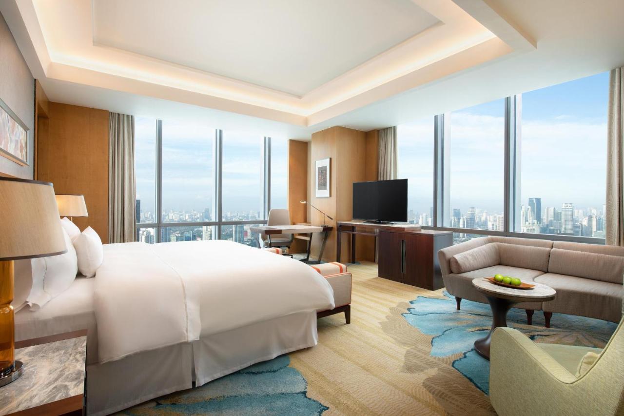 Renewal King Room, Club Lounge Access,1385932337:JPEG