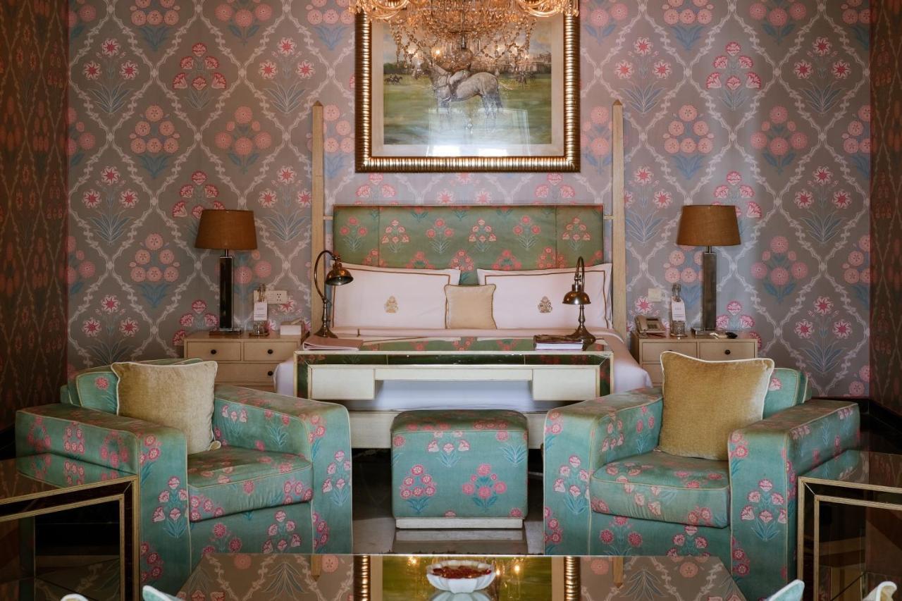 Palace Room