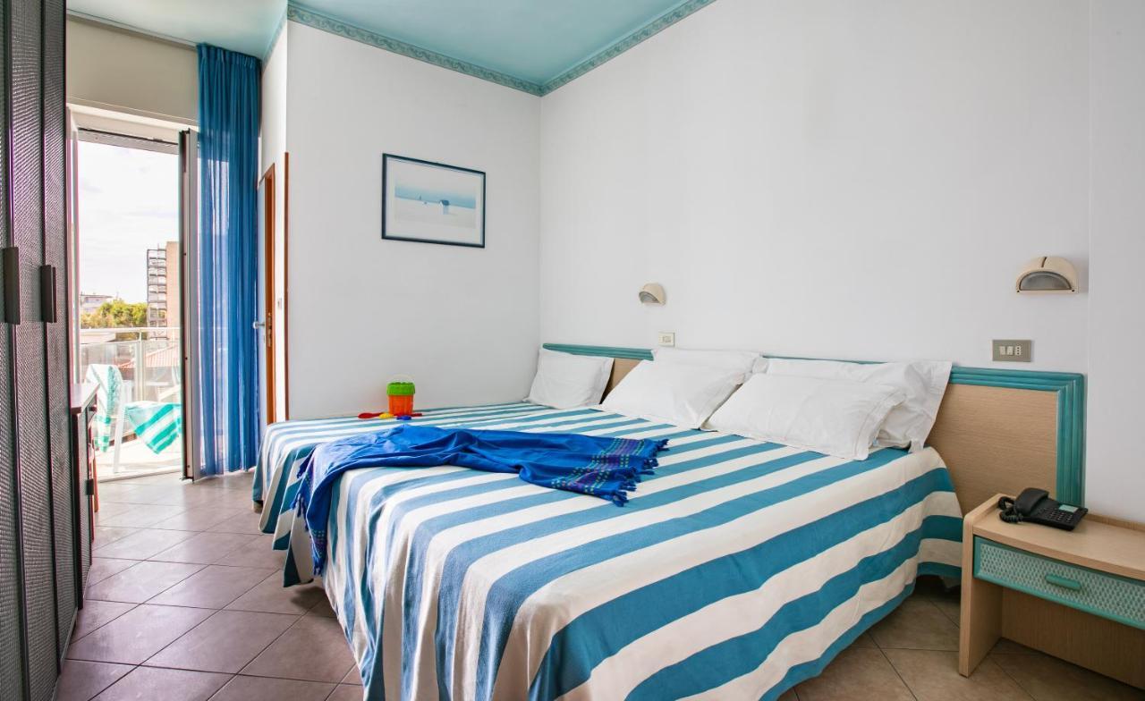 Double Room with Extra Bed,1179548554:JPEG