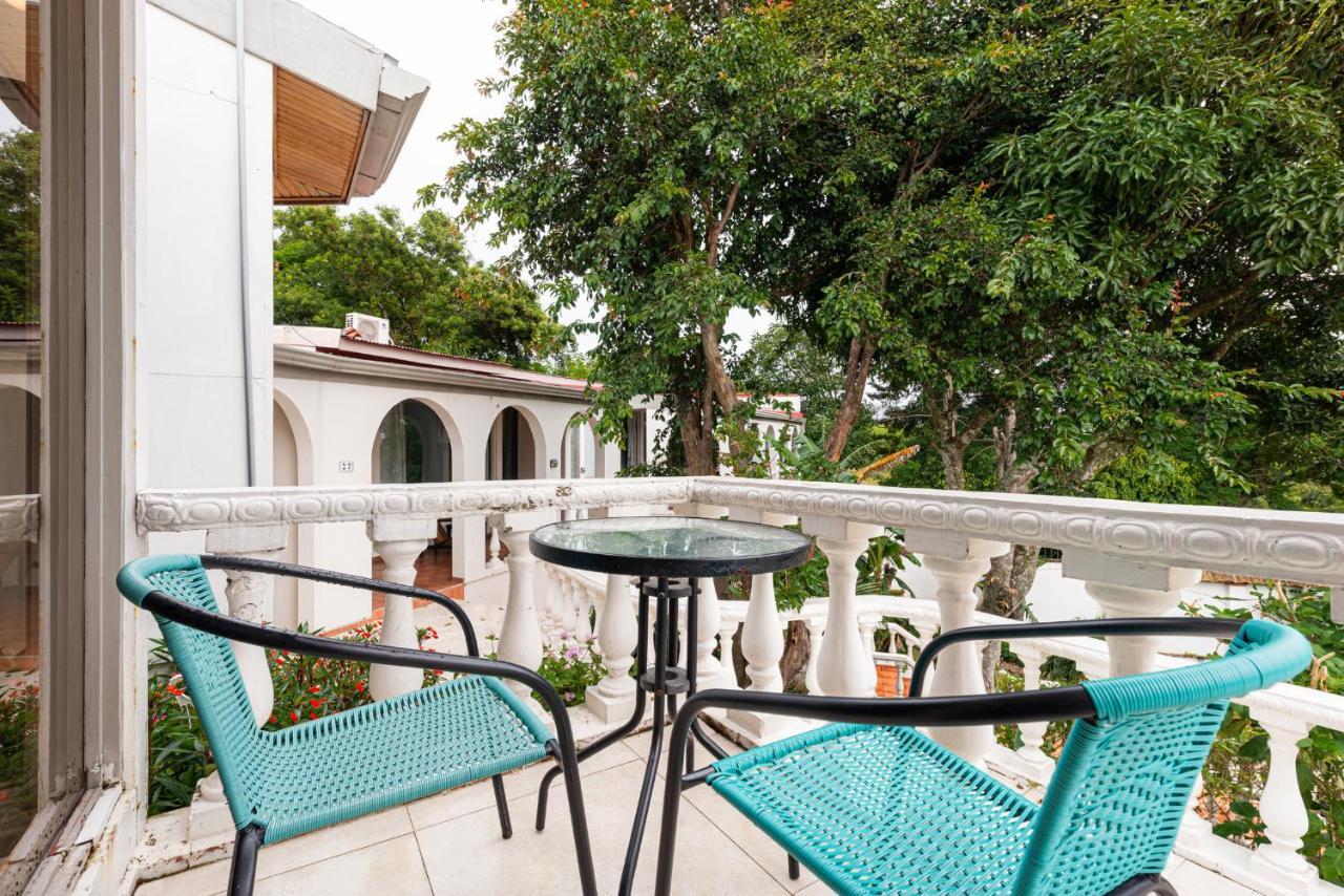 Deluxe Double Room with Balcony,990154516:JPEG