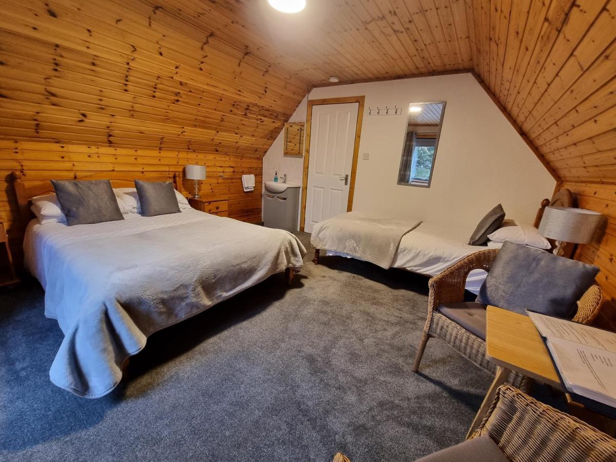 Classic Triple Room,1589190614:JPEG