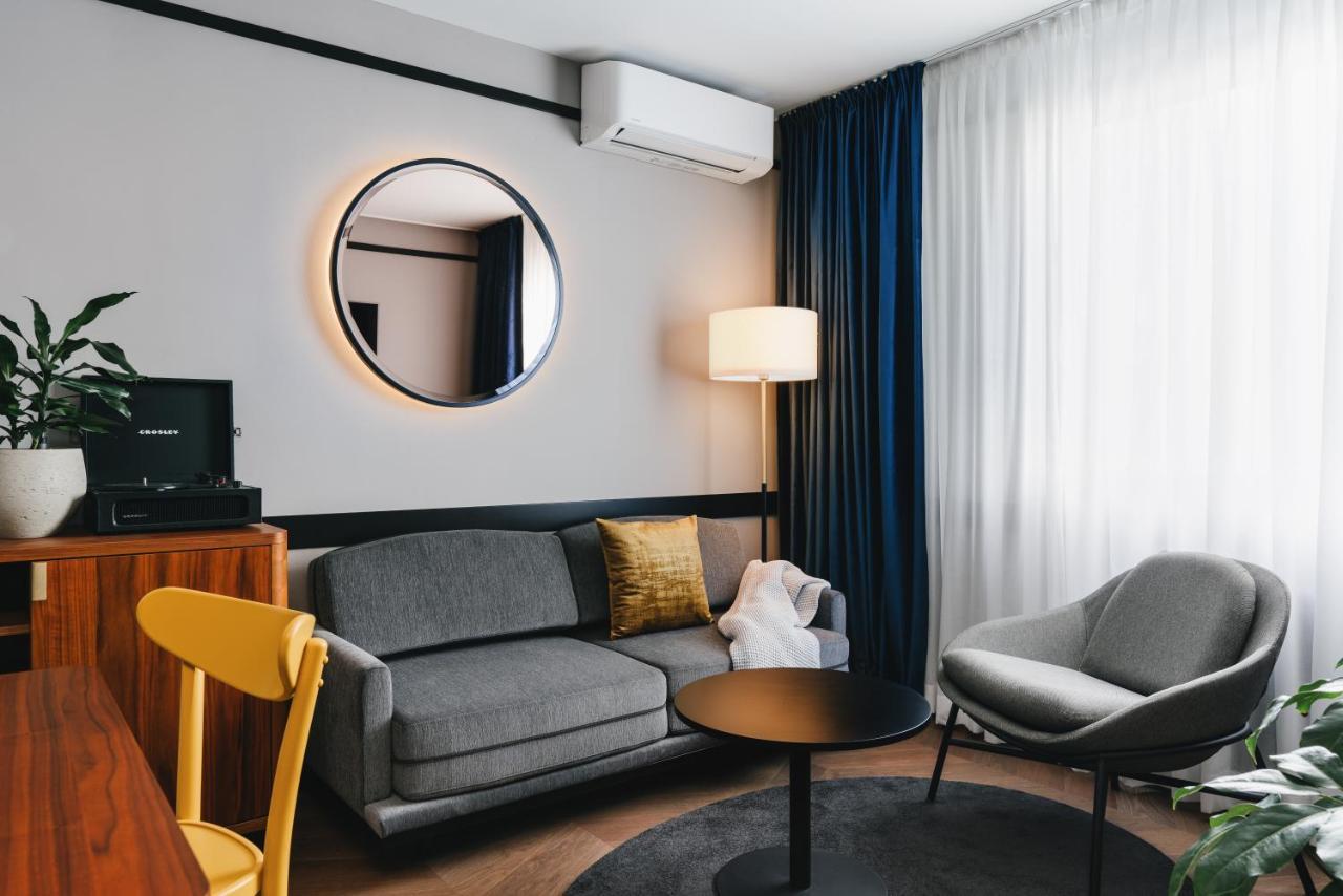 Junior Suite,1176429376:JPEG