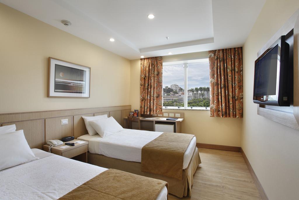 Quarto Superior com 2 Camas de Solteiro