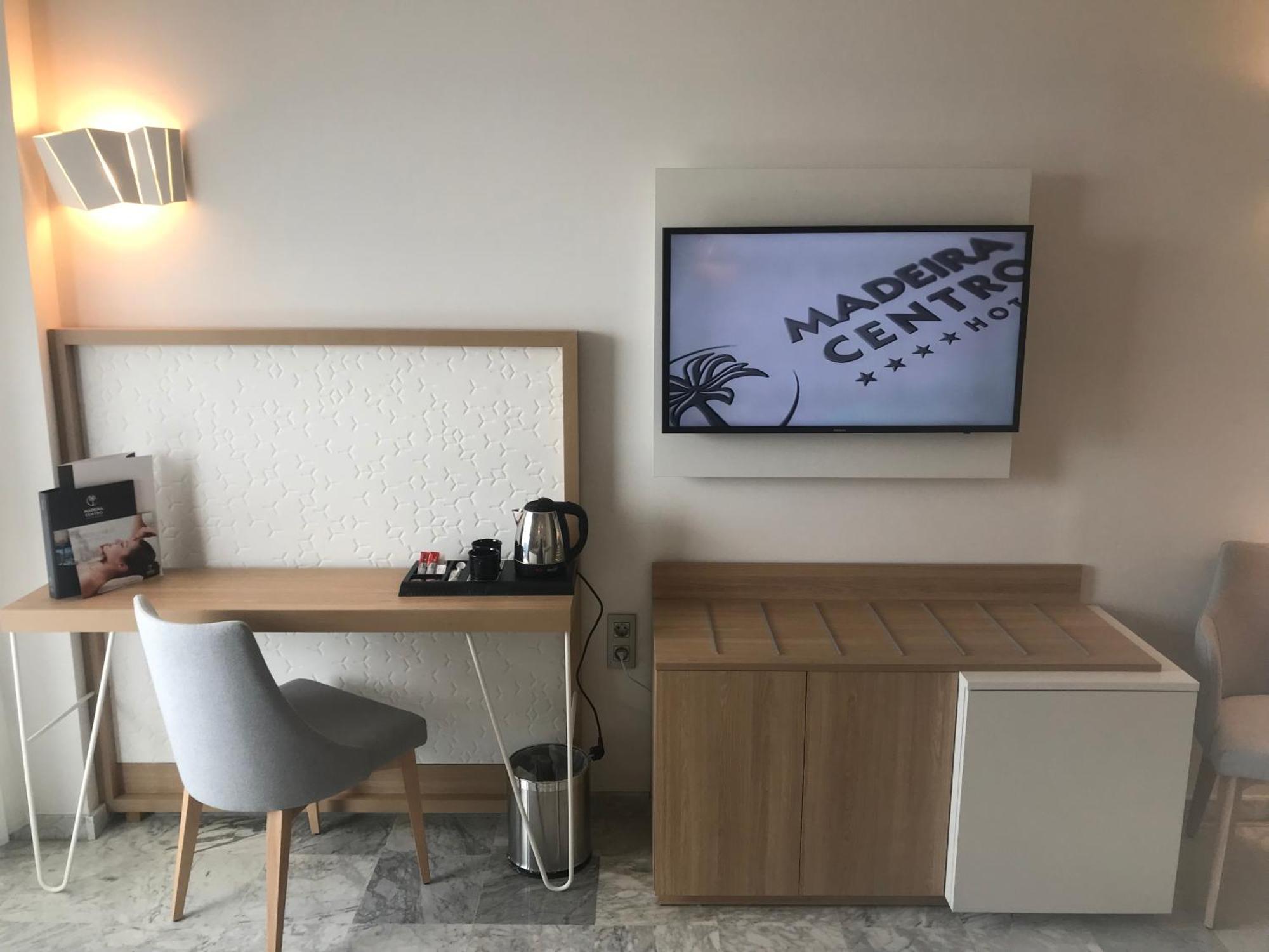 Habitación Cuádruple Premium con terraza (2 adultos + 2 niños)