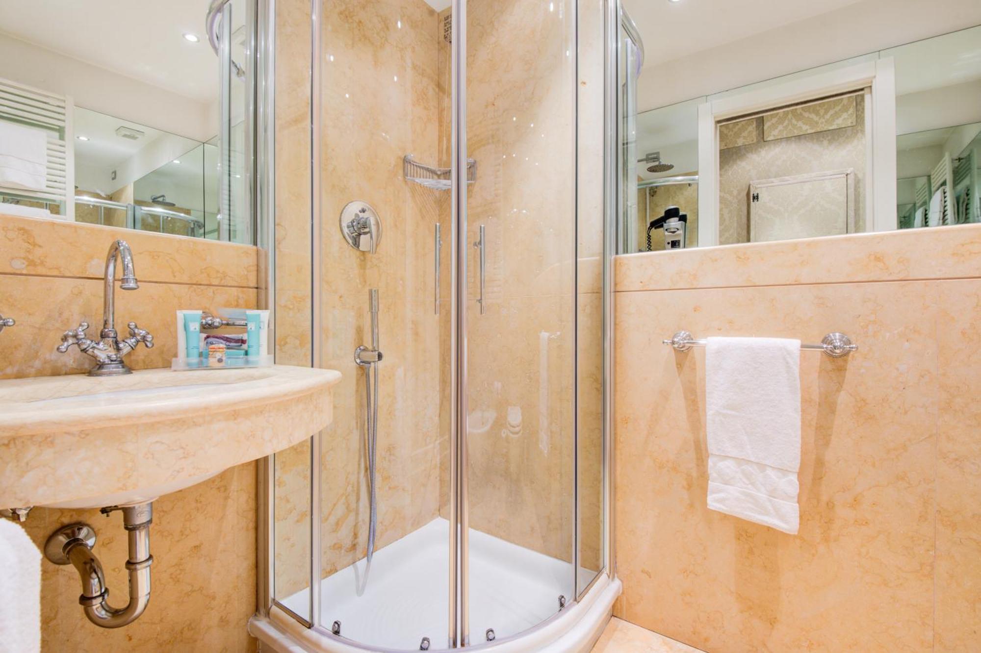 Two-Bedroom Suite,1705580574:JPEG