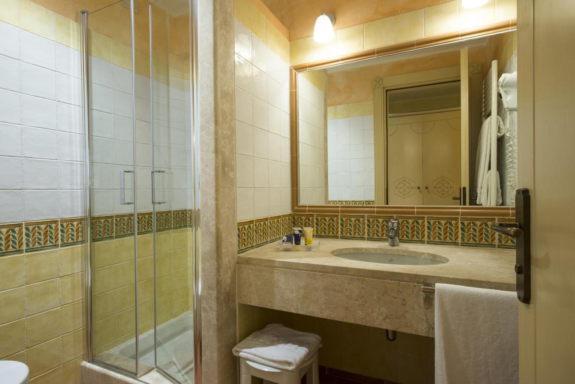 Double or Twin Room,1433583649:JPEG