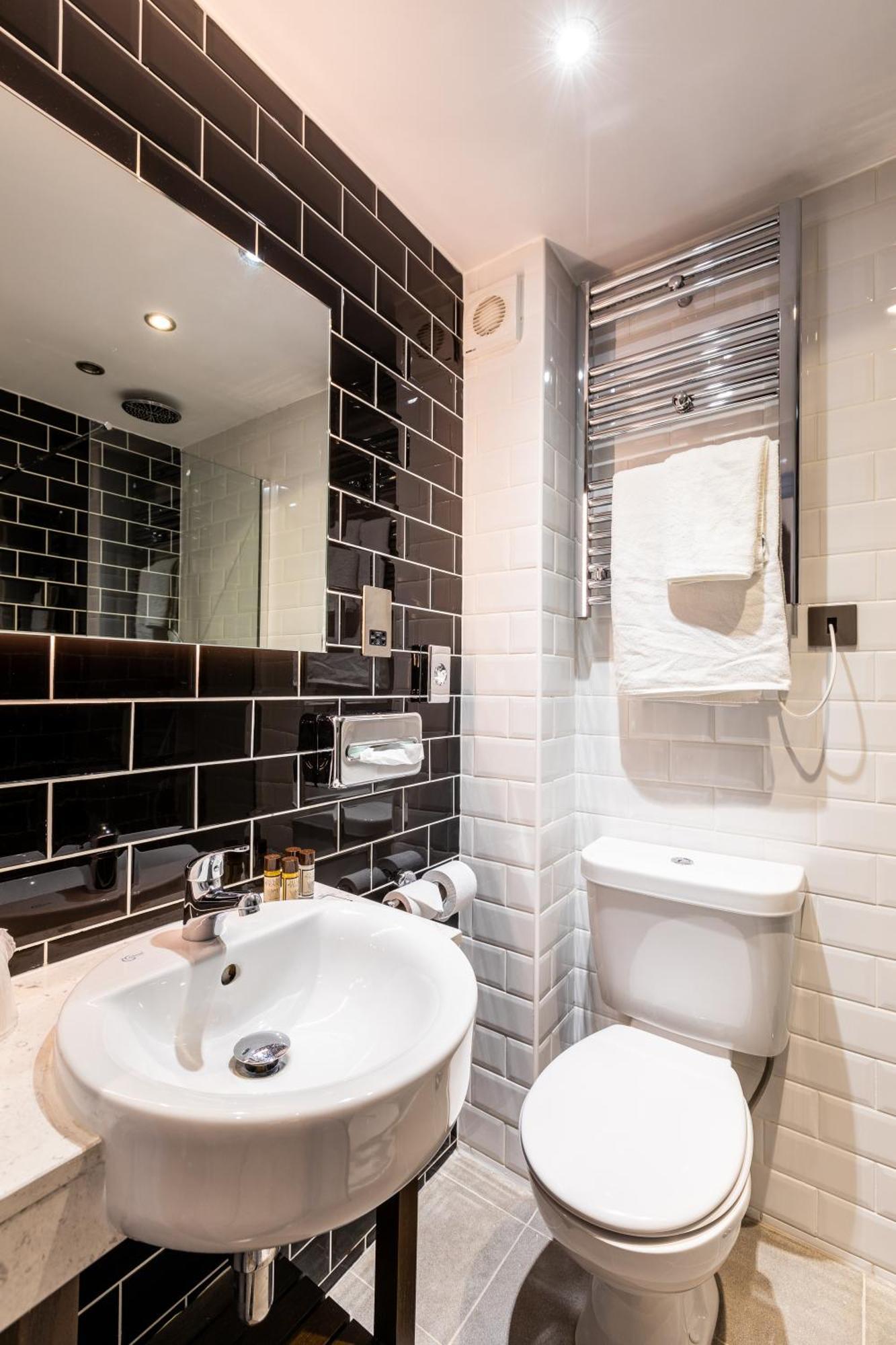 Superior Double or Twin Room