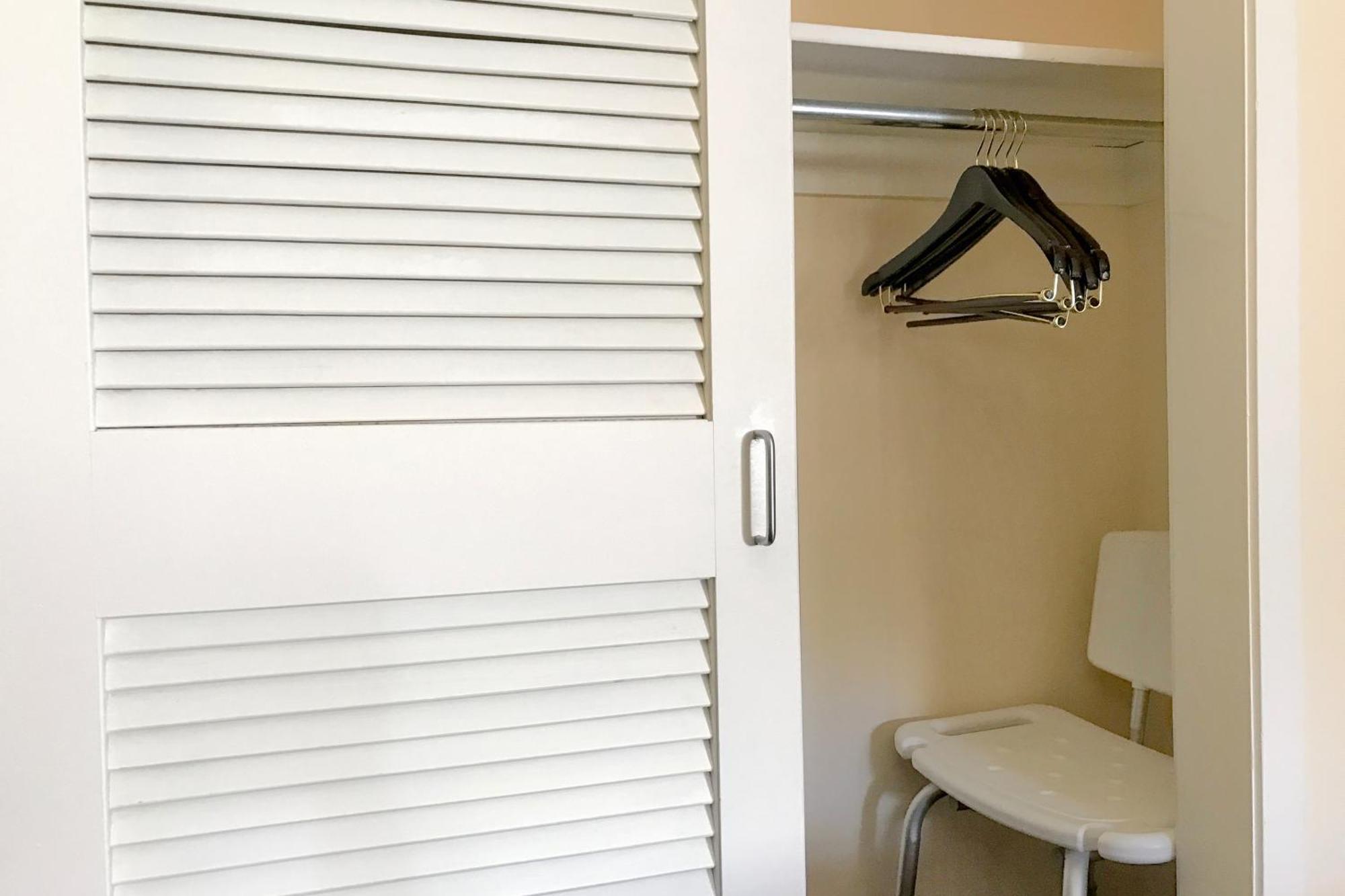 Superior King Room Accessible