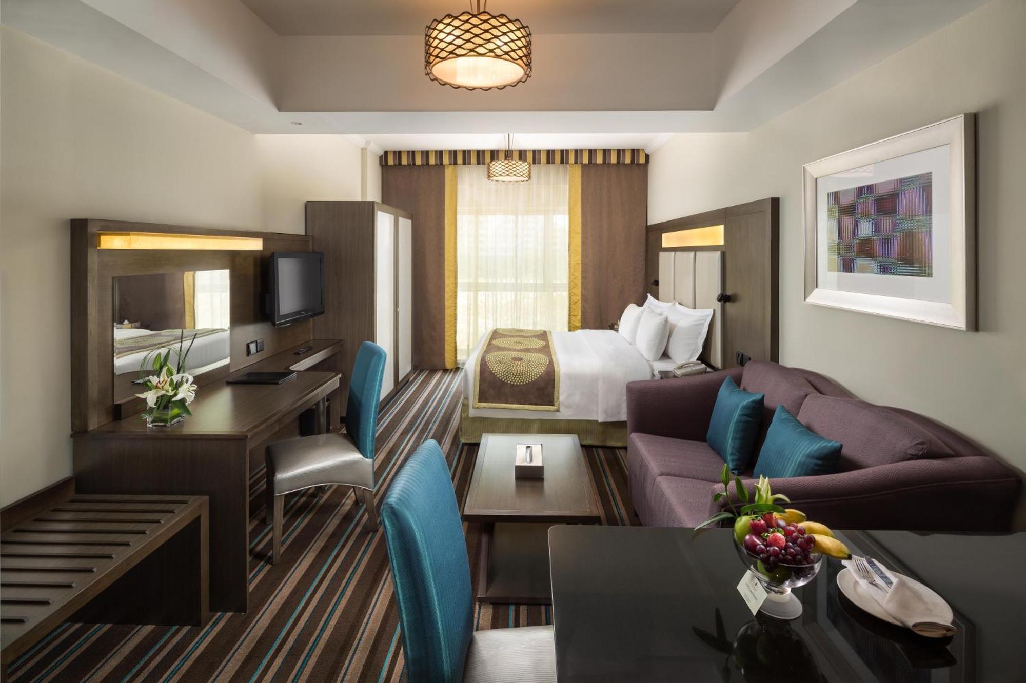Triple Studio with Kitchenette - 20% Discount on Food, Beverages and Laundry. 10am Early Check-In and 2pm Late Check-Out (Subject to Availability)