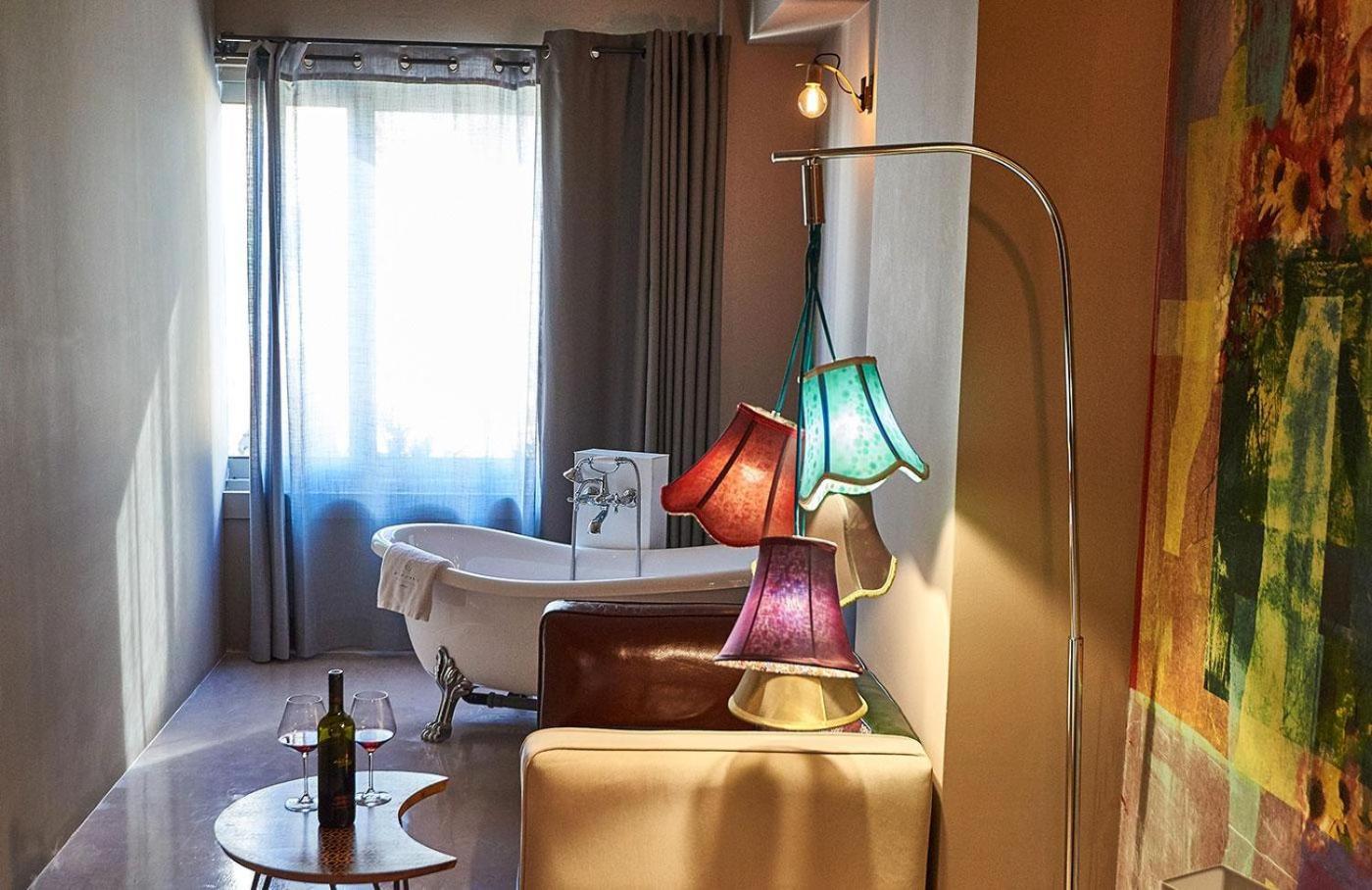 Executive Suite with City View,1214756365:JPEG