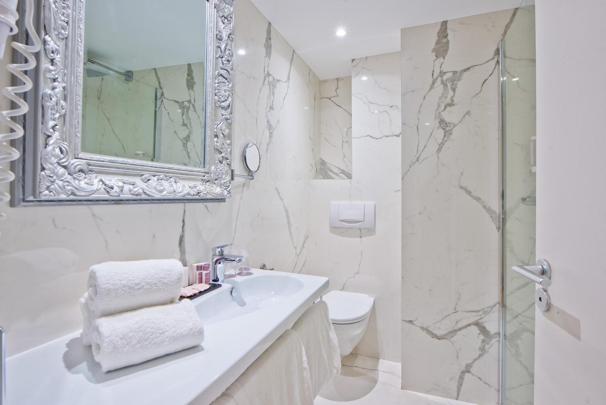 Executive Triple Room,1444840456:JPEG