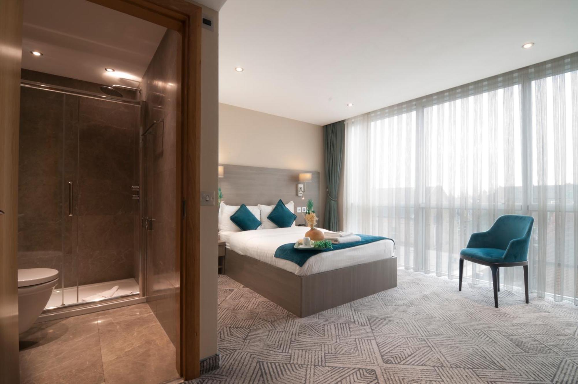 Large Double Room