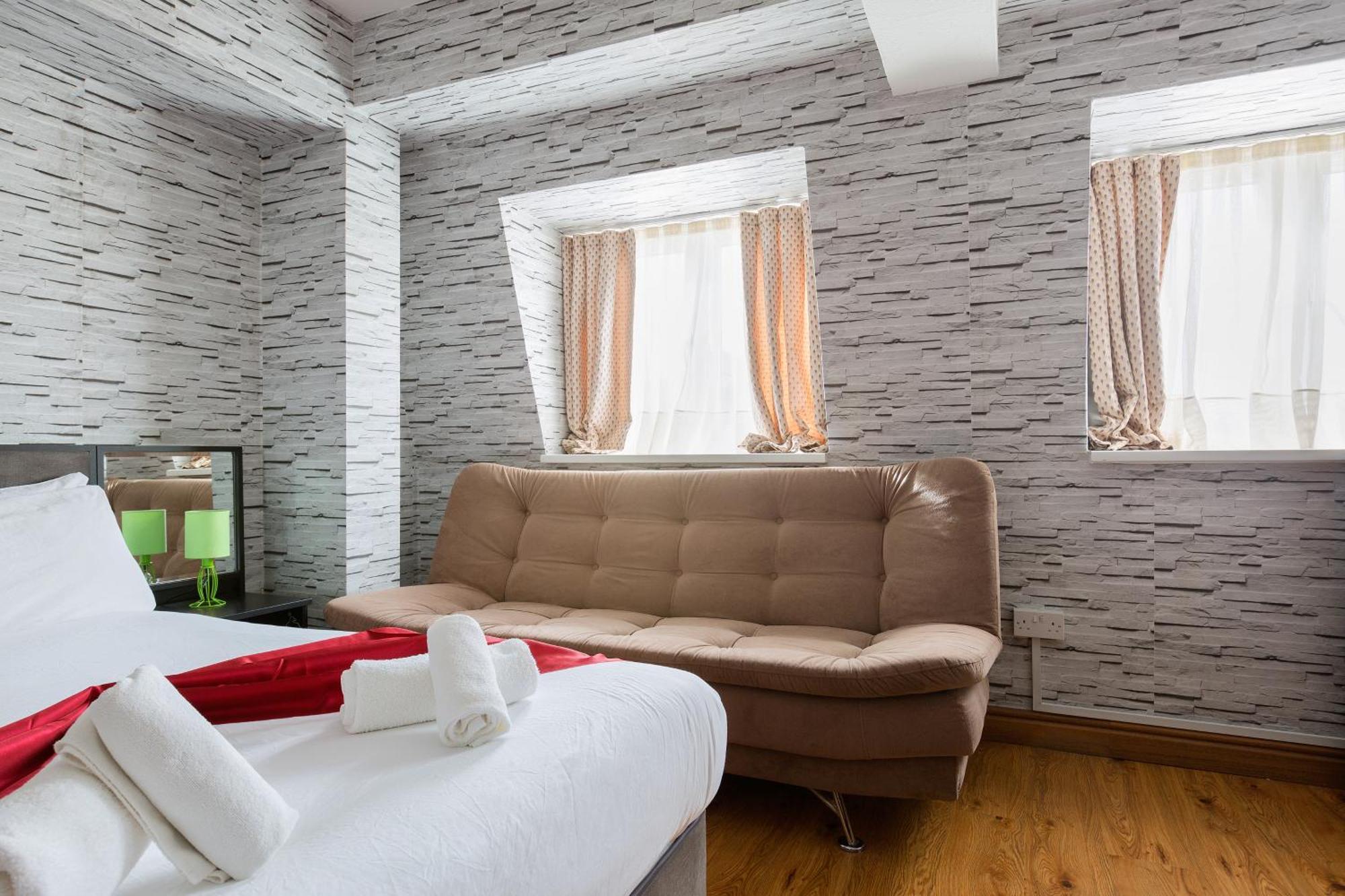 Comfort Triple Room